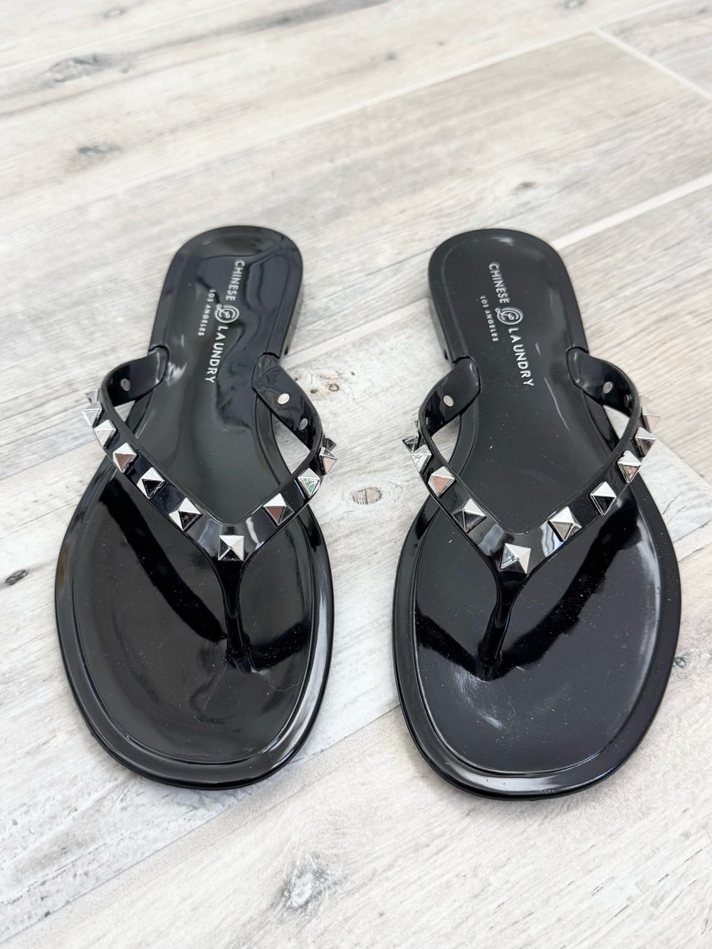 Chinese Laundry Black Silver Studded Jelly Flip Flops